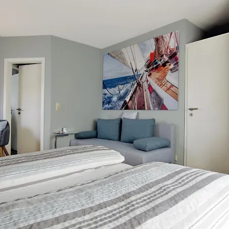 Πανσιόν Leuchtfeuer 4*